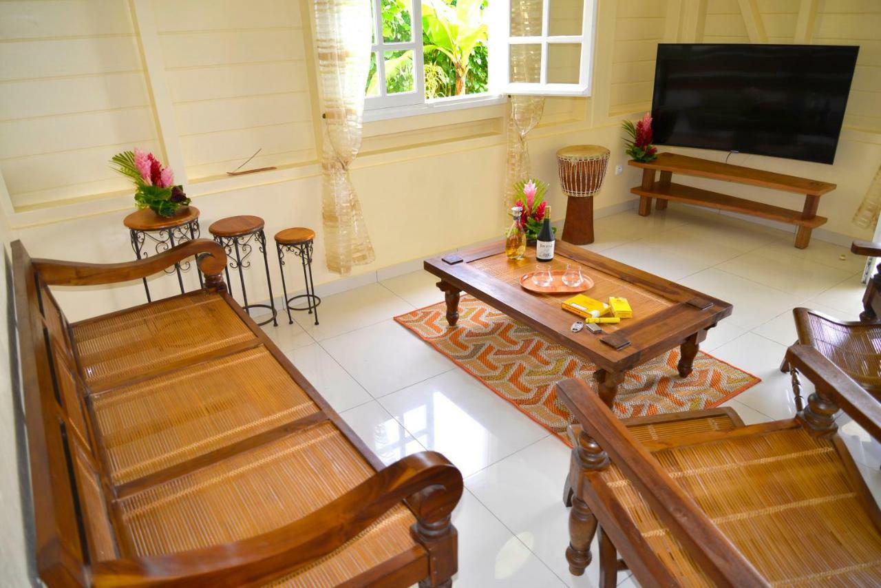 Residence Kay Mamy Zet Le Francois Bagian luar foto